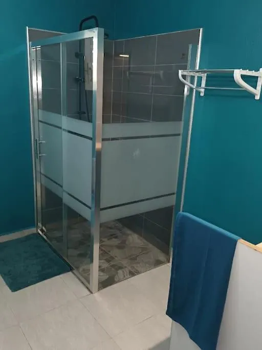 L'Ile Aux Couleurs Apartment Les Abymes