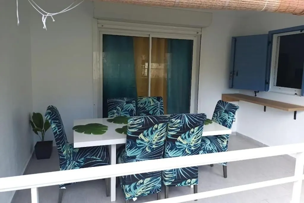 L'Ile Aux Couleurs Apartment Les Abymes