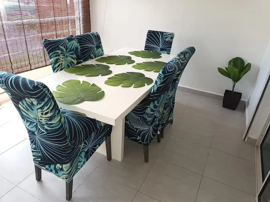 L'Ile Aux Couleurs Apartment Les Abymes